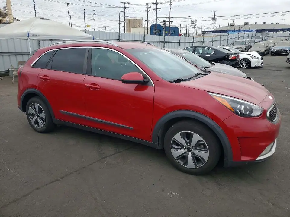 2017 KIA NIRO LX  