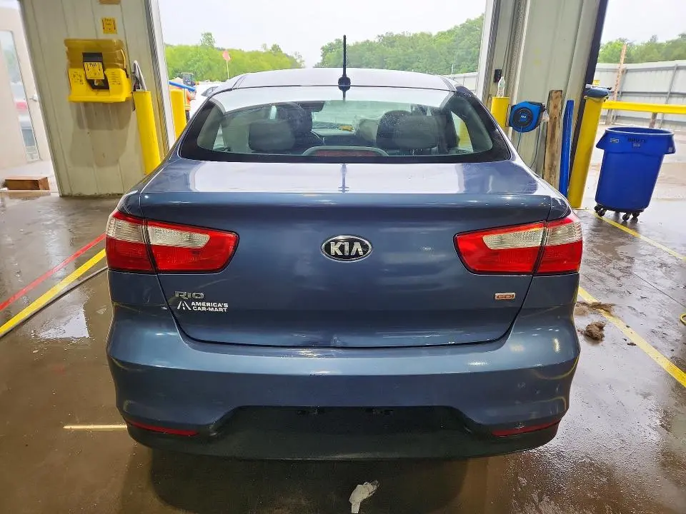2016 KIA RIO LX  
