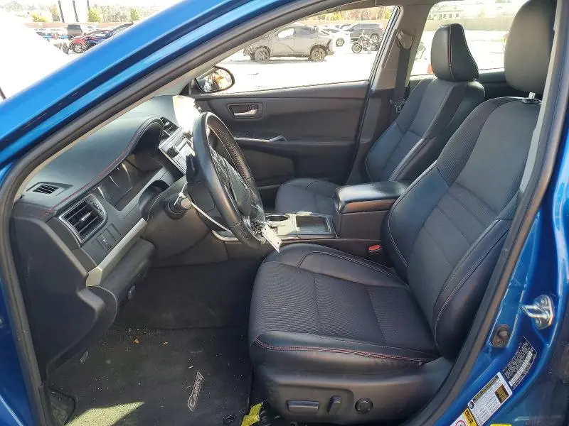 2017 TOYOTA CAMRY SE  