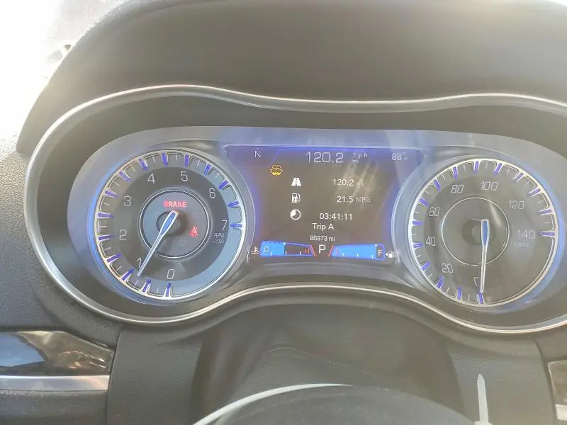 2019 CHRYSLER 300 LIMITED  