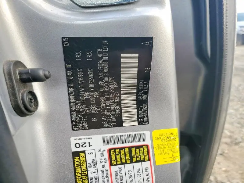 2015 TOYOTA SIENNA XLE 8-PASSENGER  