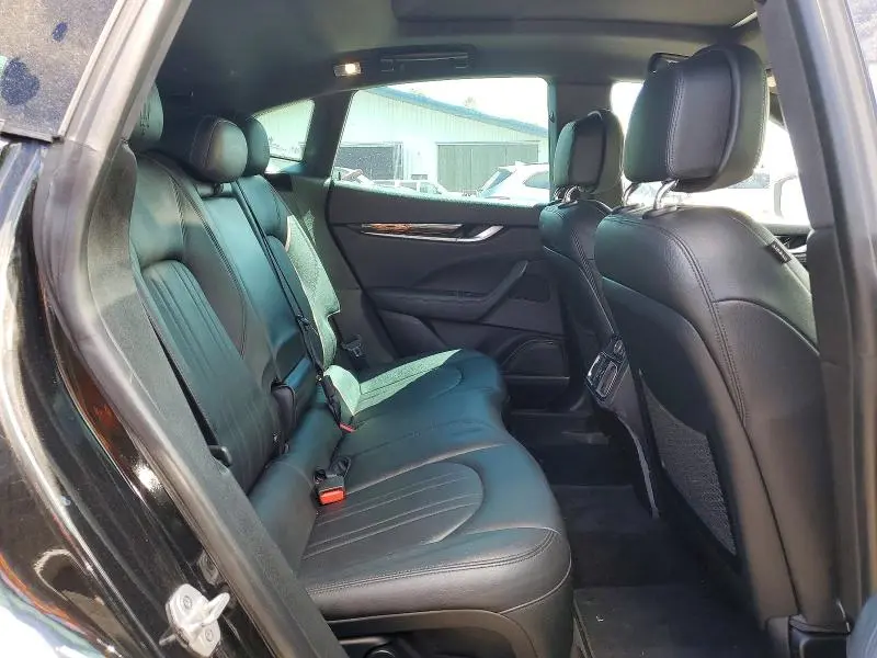 2018 MASERATI LEVANTE S  