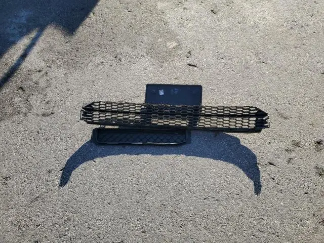 2013 VOLKSWAGEN PASSAT S  