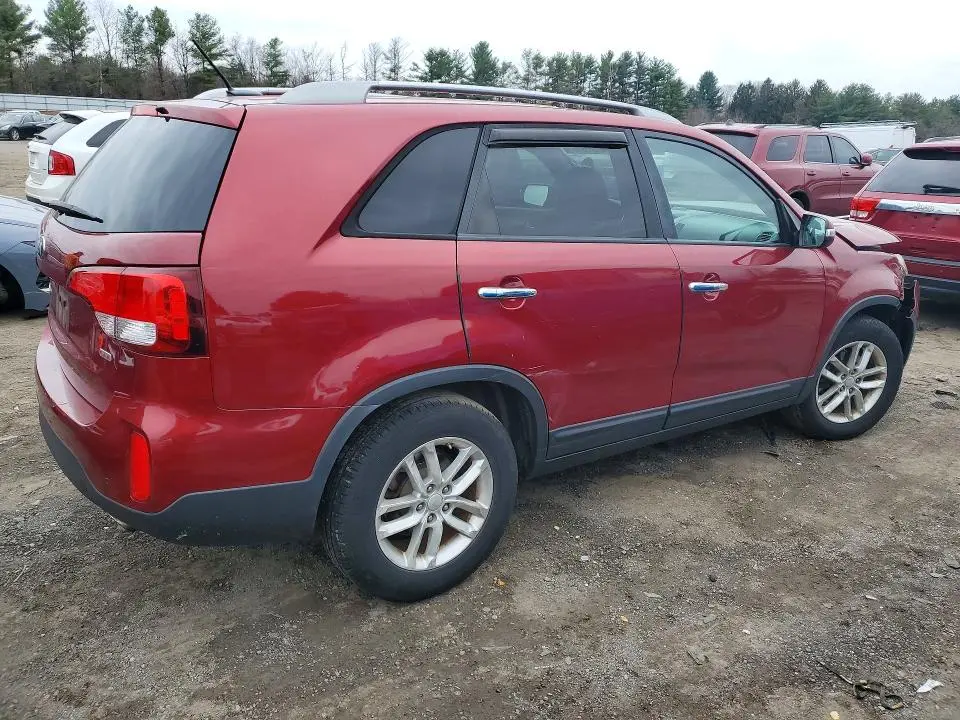 2015 KIA SORENTO LX  