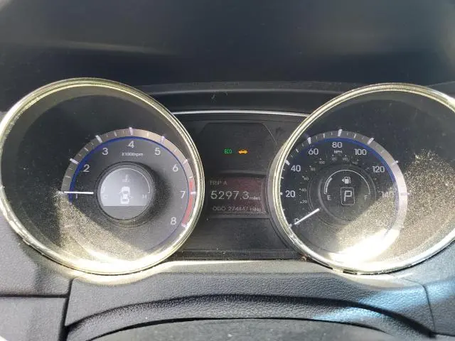 2011 HYUNDAI SONATA SE  