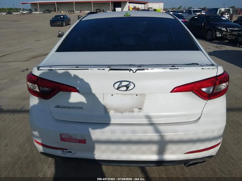 2016 HYUNDAI SONATA SE