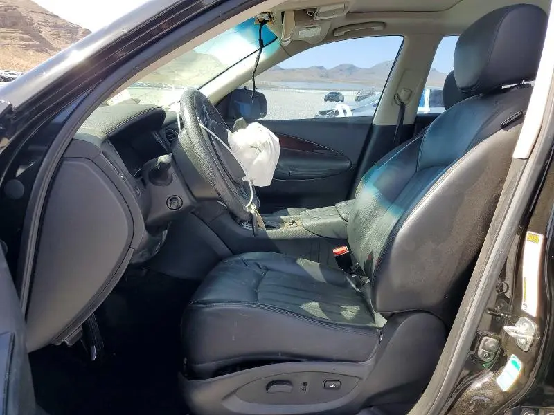 2016 INFINITI QX50 BASE  