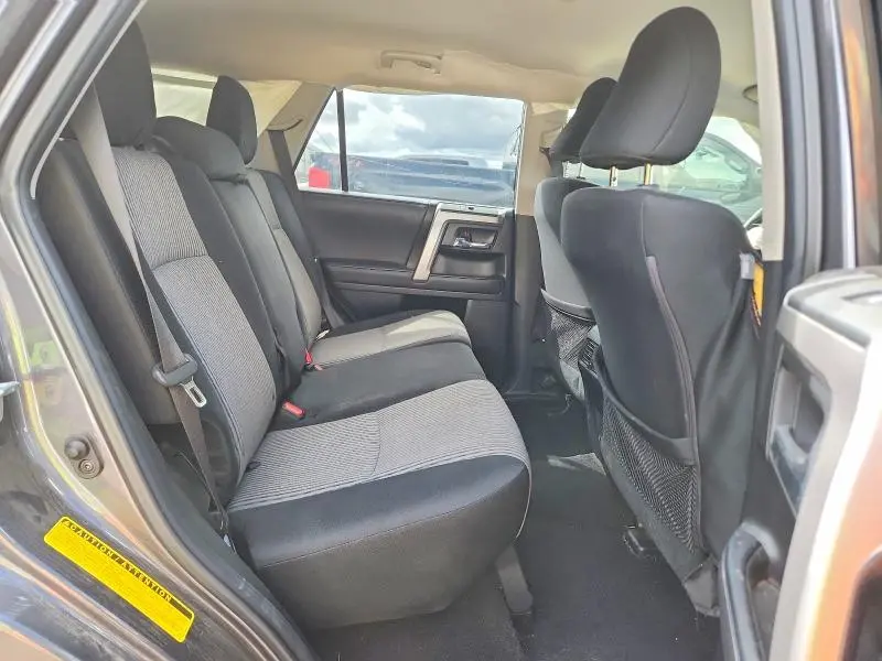 2023 TOYOTA 4RUNNER SR5  