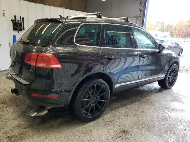 2012 VOLKSWAGEN TOUAREG V6