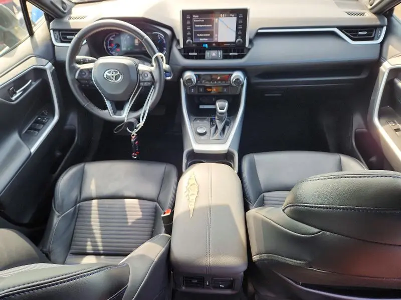 2021 TOYOTA RAV4 XSE  