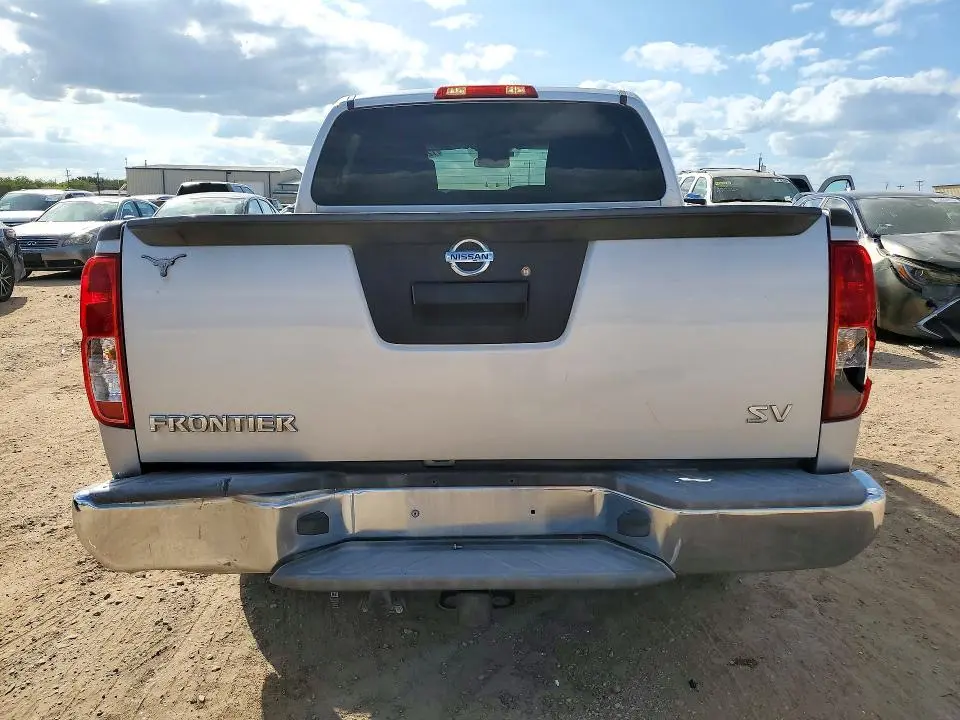 2013 NISSAN FRONTIER S  