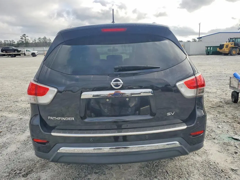 2015 NISSAN PATHFINDER SV  