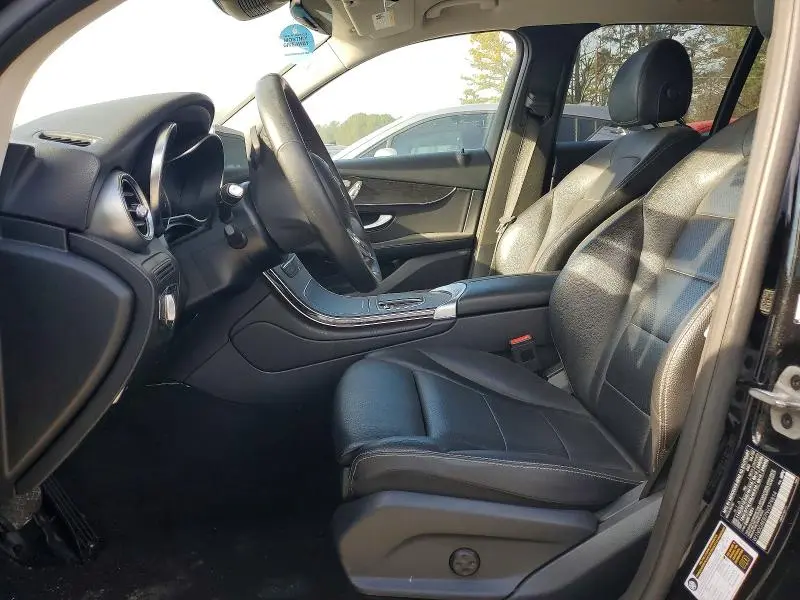 2022 MERCEDES-BENZ GLC 300 4MATIC  