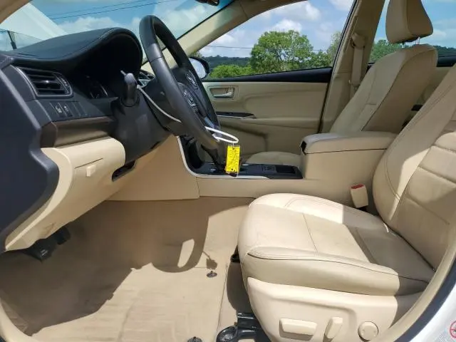 2016 TOYOTA CAMRY LE  