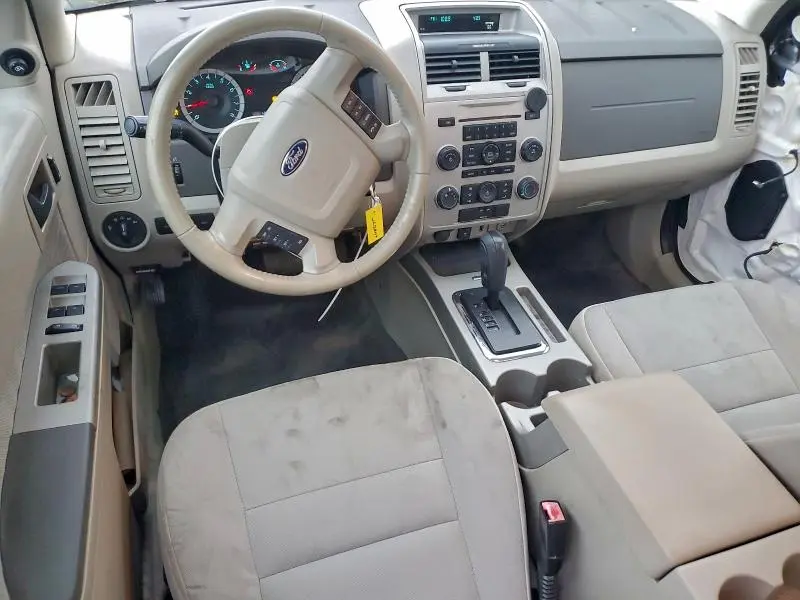 2010 FORD ESCAPE XLT  