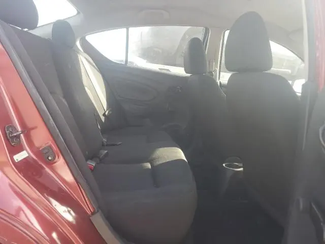 2019 NISSAN VERSA S
