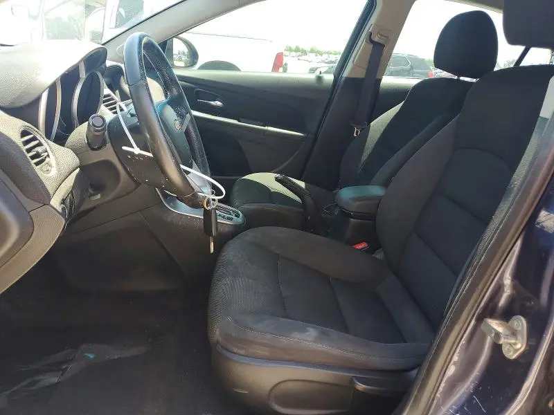2013 CHEVROLET CRUZE LT  