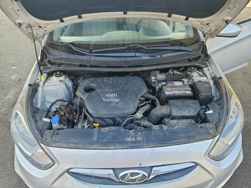2014 HYUNDAI ACCENT GLS  
