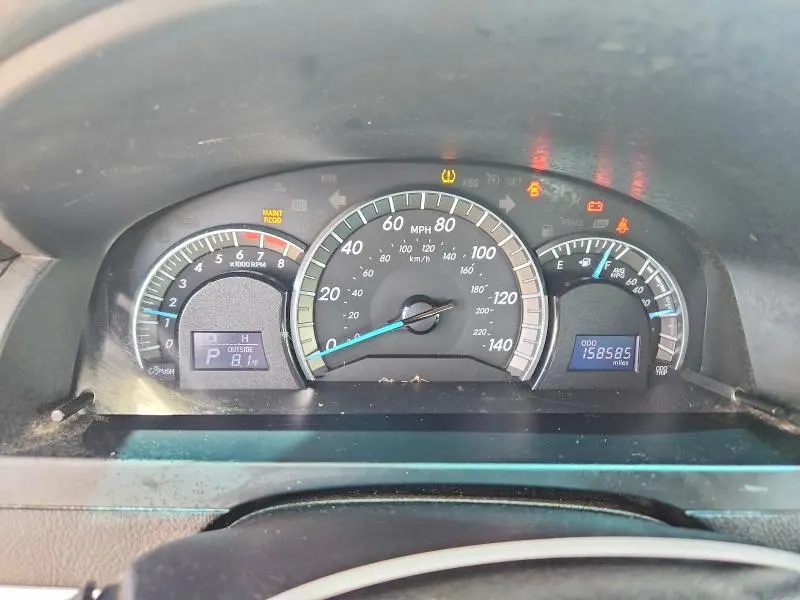 2014 TOYOTA CAMRY SE  