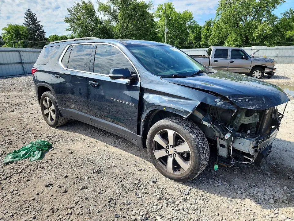 2021 CHEVROLET TRAVERSE LT  