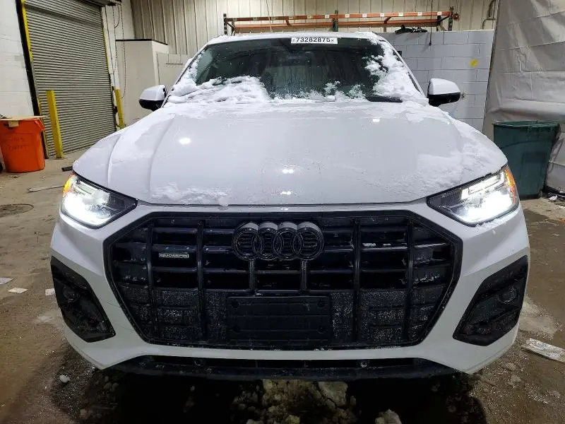 2025 AUDI Q5 PREMIUM 40  