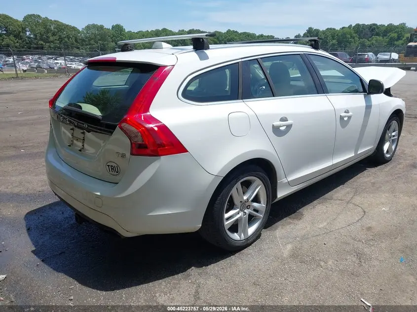 2015 VOLVO V60 T5 PREMIER