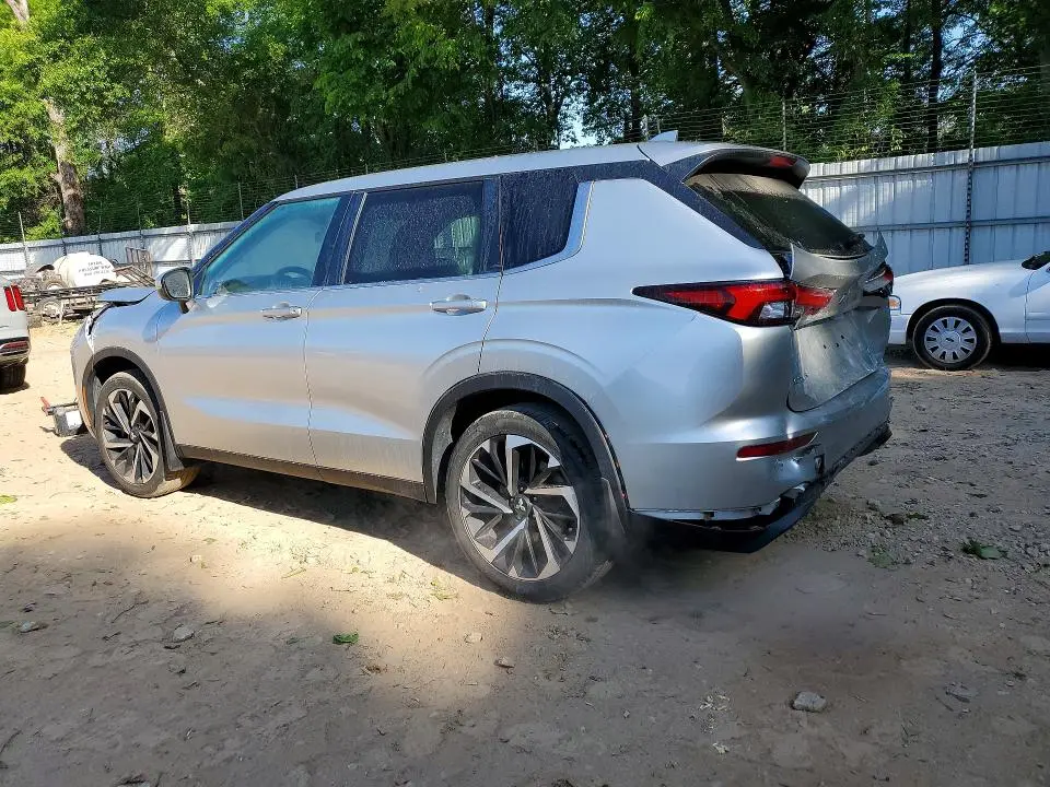 2022 MITSUBISHI OUTLANDER ES  