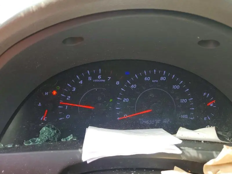 2010 TOYOTA CAMRY LE  