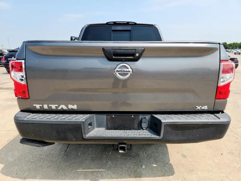 2018 NISSAN TITAN S