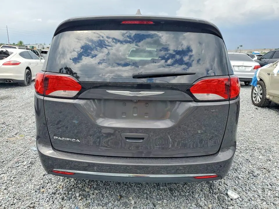 2017 CHRYSLER PACIFICA TOURING L  