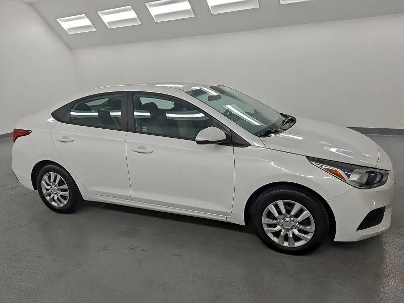 2022 HYUNDAI ACCENT SE  