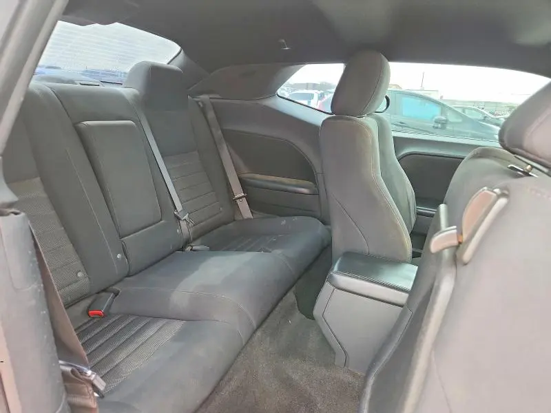 2010 DODGE CHALLENGER SE  