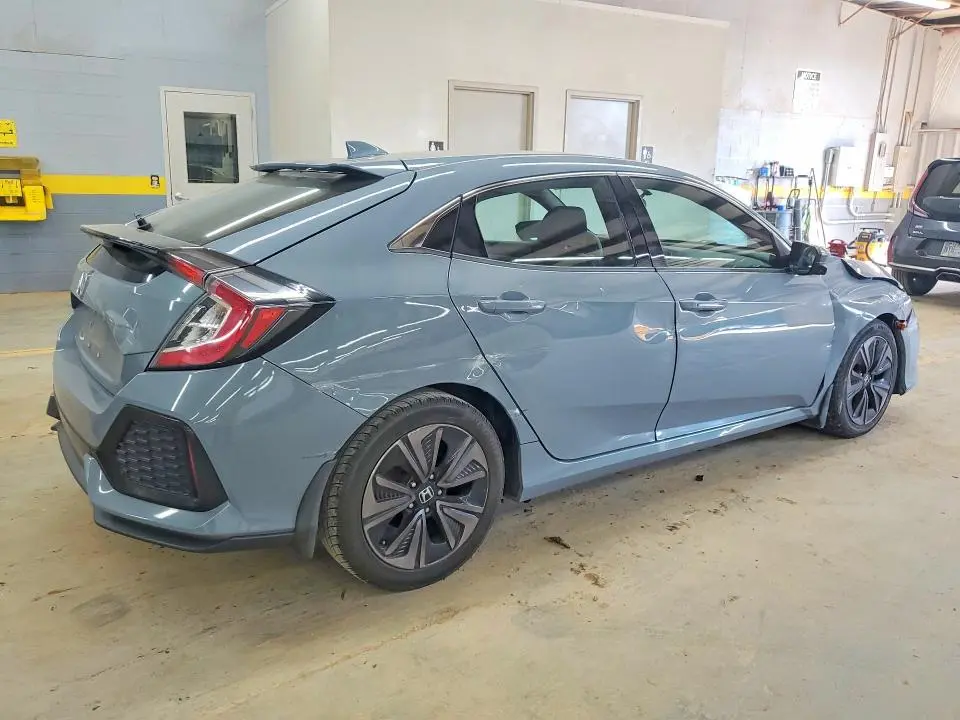 2017 HONDA CIVIC EX  