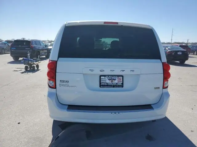 2016 DODGE GRAND CARAVAN SE  
