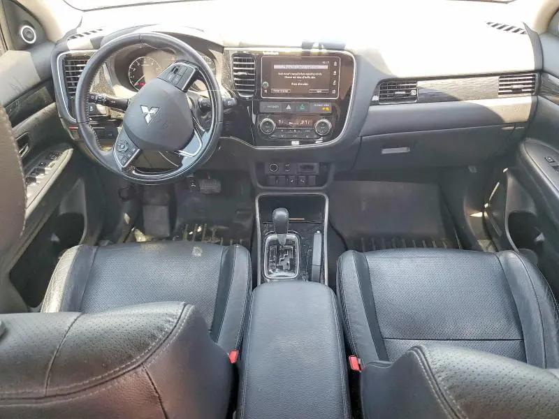 2018 MITSUBISHI OUTLANDER SE  