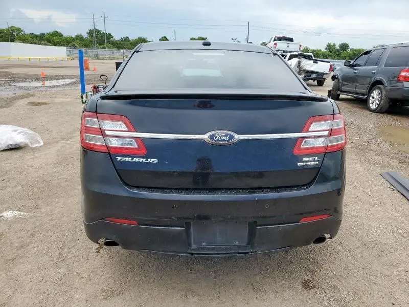 2017 FORD TAURUS SEL  
