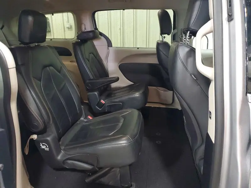 2017 CHRYSLER PACIFICA TOURING L  