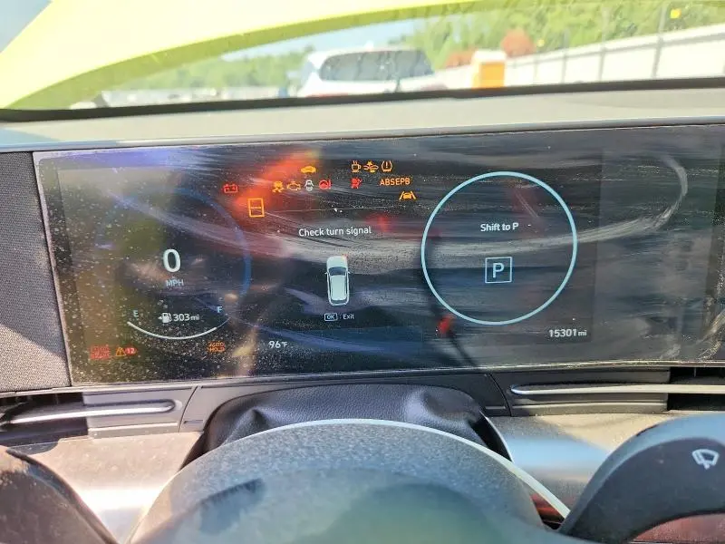 2024 HYUNDAI KONA LIMITED  