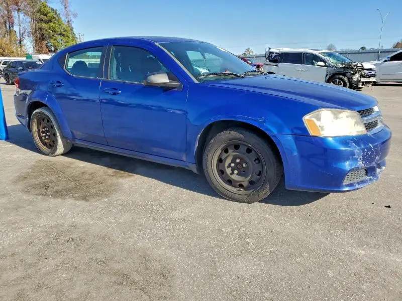 2014 DODGE AVENGER SE  