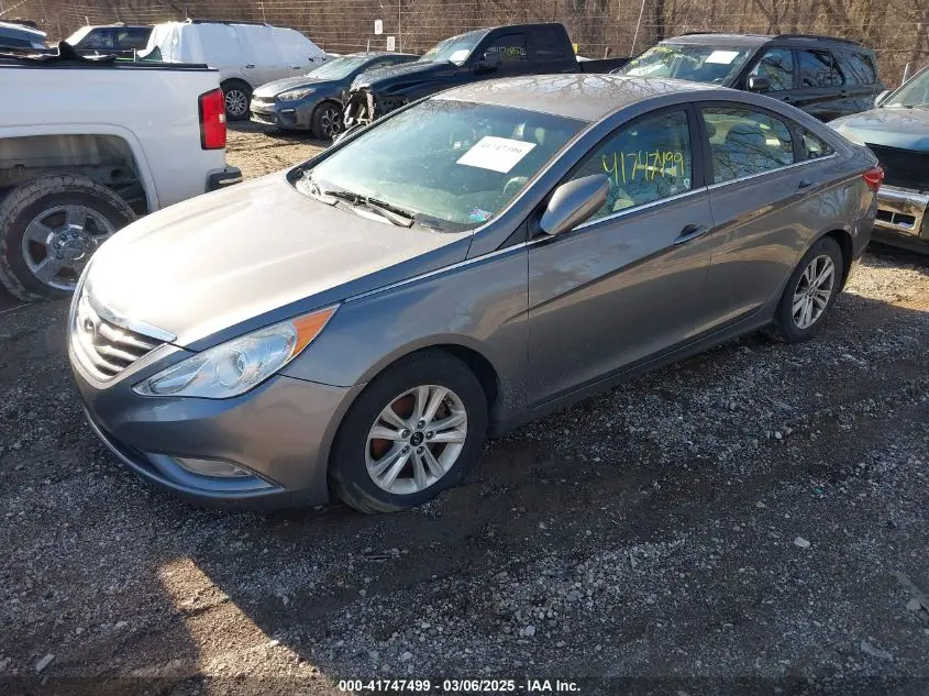 2013 HYUNDAI SONATA GLS