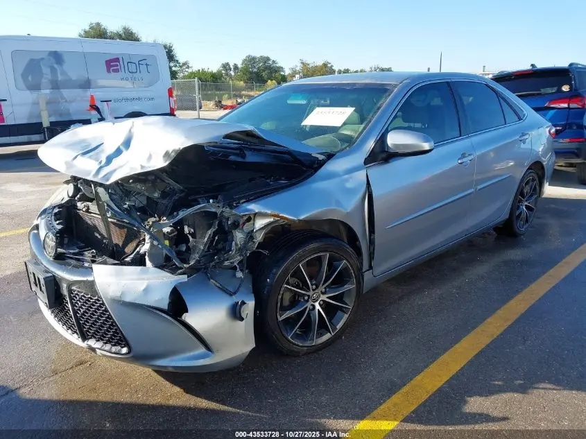 2015 TOYOTA CAMRY XSE