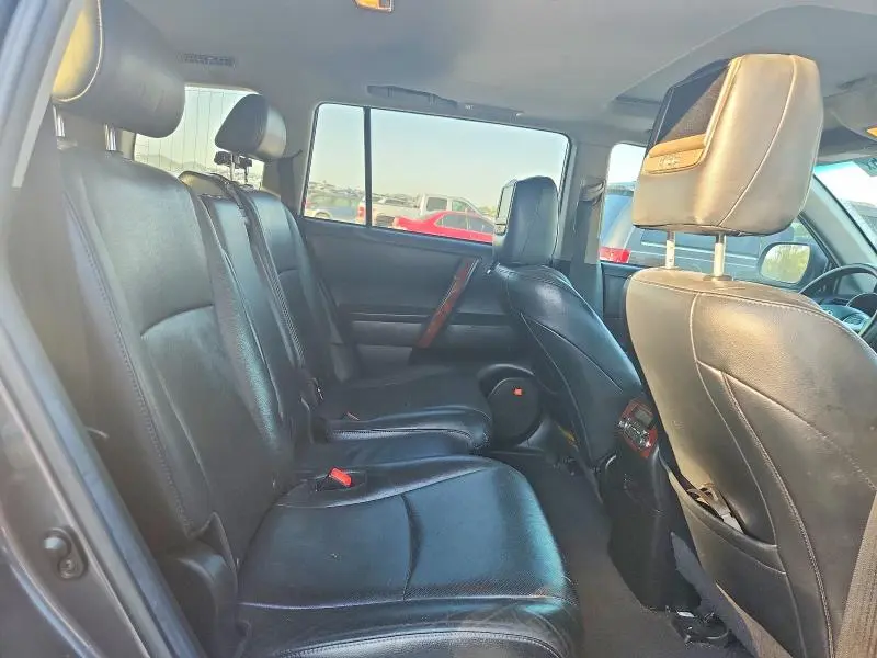 2011 TOYOTA HIGHLANDER LIMITED  