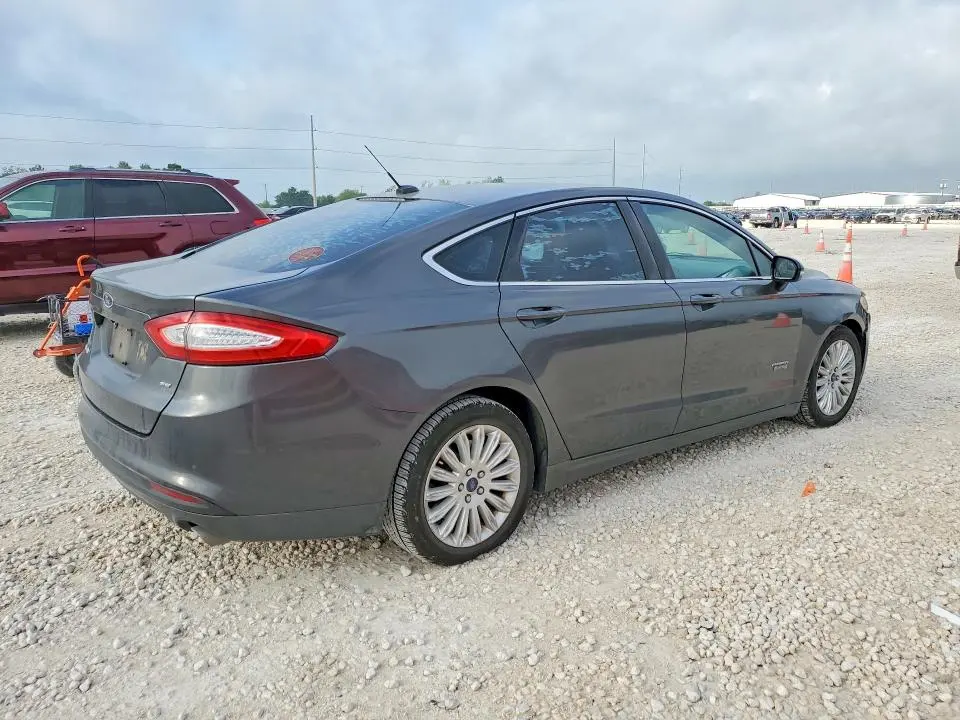 2016 FORD FUSION SE PHEV  