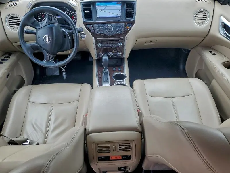 2016 NISSAN PATHFINDER S  