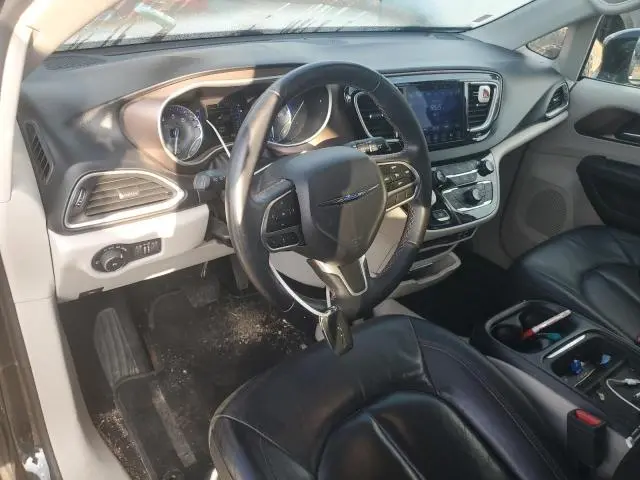 2017 CHRYSLER PACIFICA TOURING L  