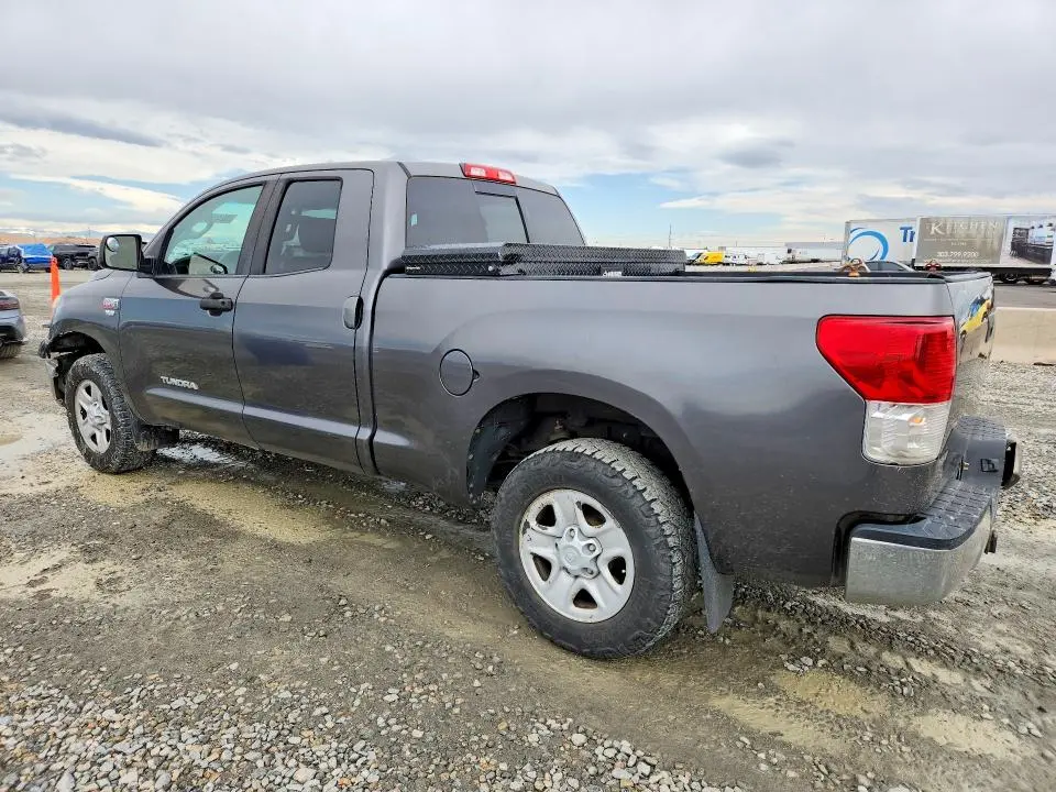 2013 TOYOTA TUNDRA DOUBLE CAB SR5  