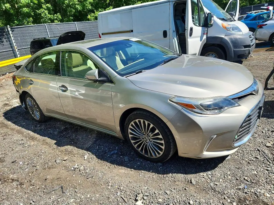 2017 TOYOTA AVALON LIMITED  