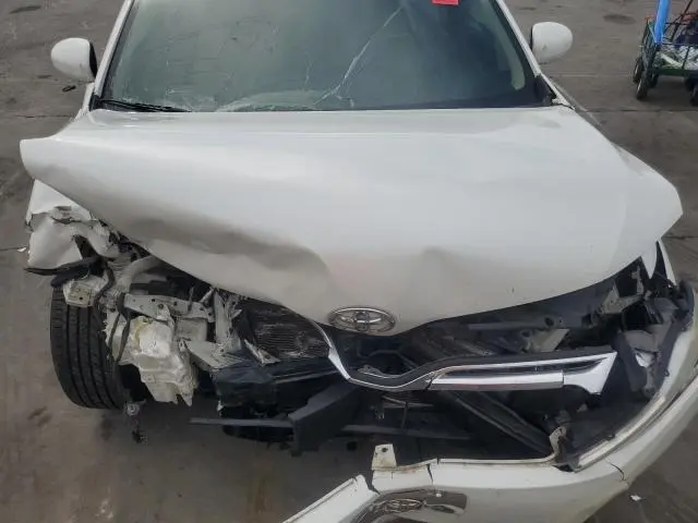 2010 TOYOTA VENZA