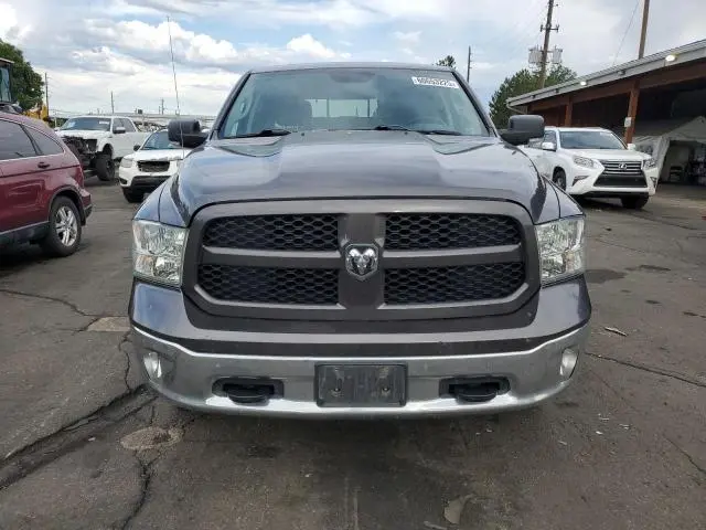 2016 RAM 1500 SLT  