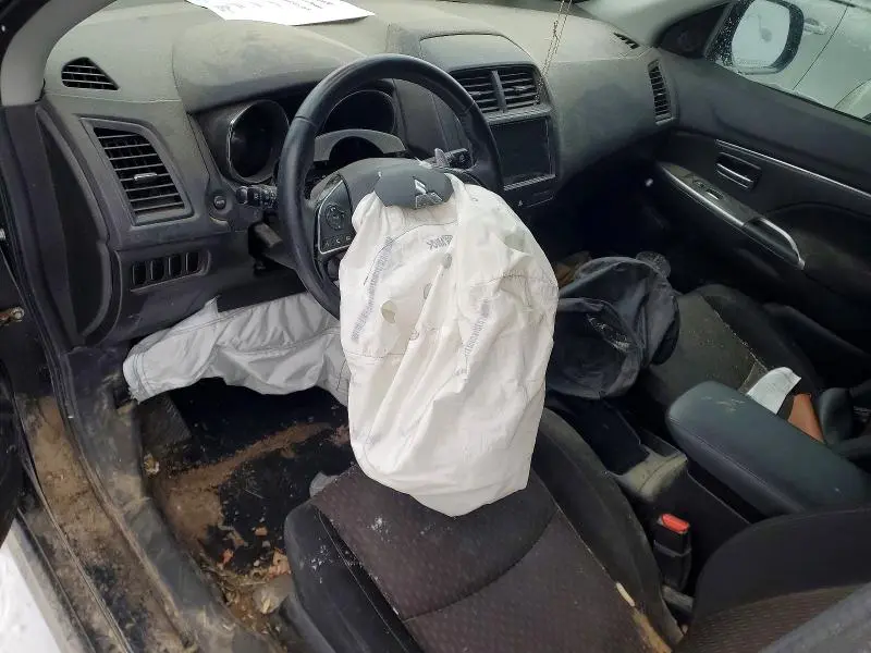 2018 MITSUBISHI RVR SE LIMITED  